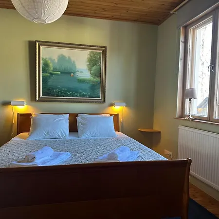 In Center Free Parking And Wifi Apartment